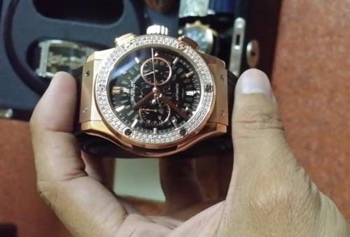 bảo dưỡng đồng hồ Hublot