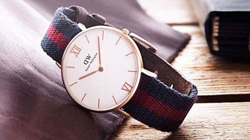 phân biệt đồng hồ Daniel Wellington fake