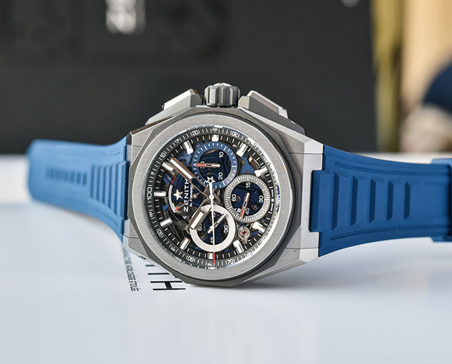 Đồng hồ Zenith Defy Extreme với thiết kế mạnh mẽ